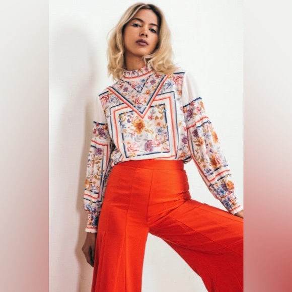Floral blouse - Picture 1 of 3